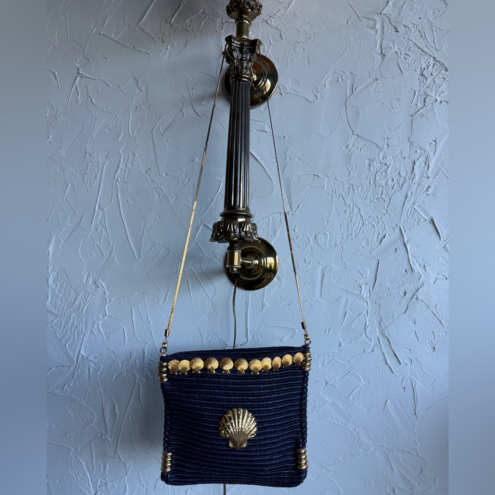 Navy Blue Shell Embellished Women's Bag
Vintage Italian